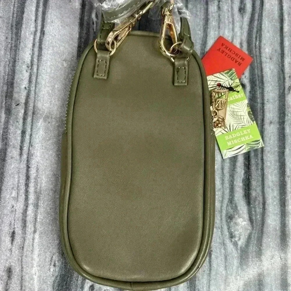 Badgley Mischka Crossbody Phone Bag Olive Green Quilted Vegan Leather - Picture 7 of 9